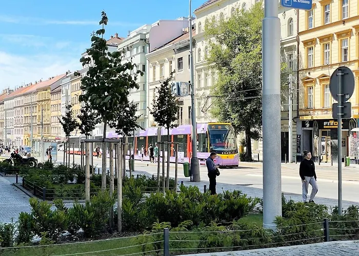 Modern Zizkov In The Center Apartamento *